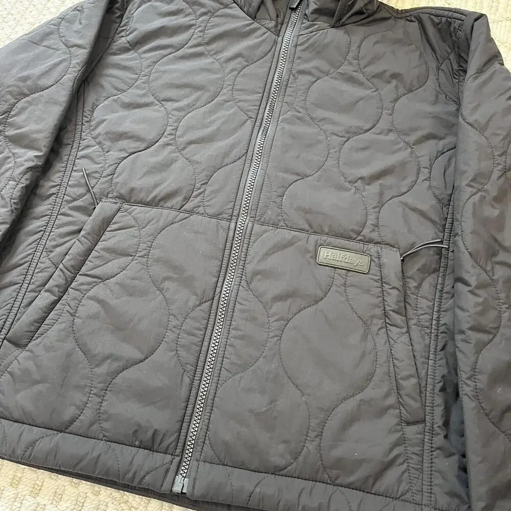 HALFDAYS Bessie Packable Puffer Jacket In Black - Picture 4 of 7